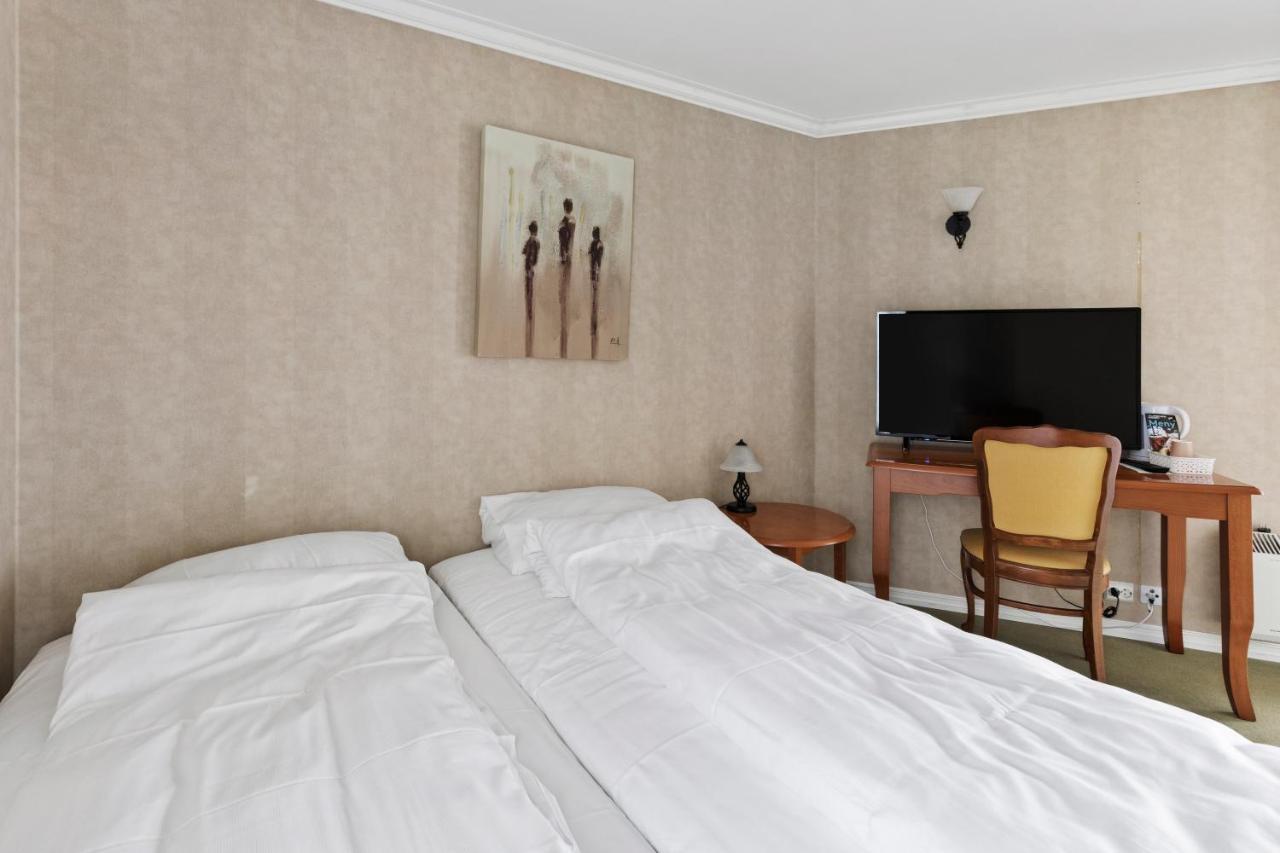Aursnes Hotell Sykkylven Exterior foto